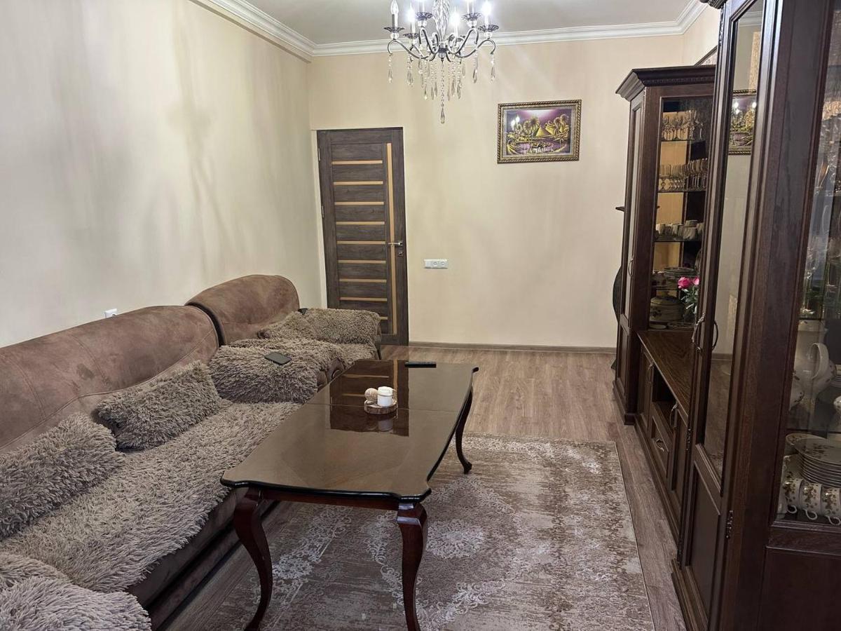 Apartment In Jerevan Eksteriør billede